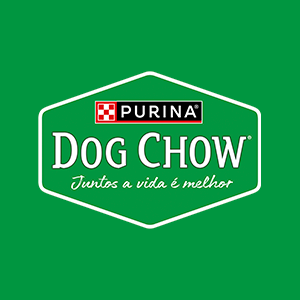 logo Dog Chow com a frase "Juntos a vida é melhor" aplicado em fundo verde